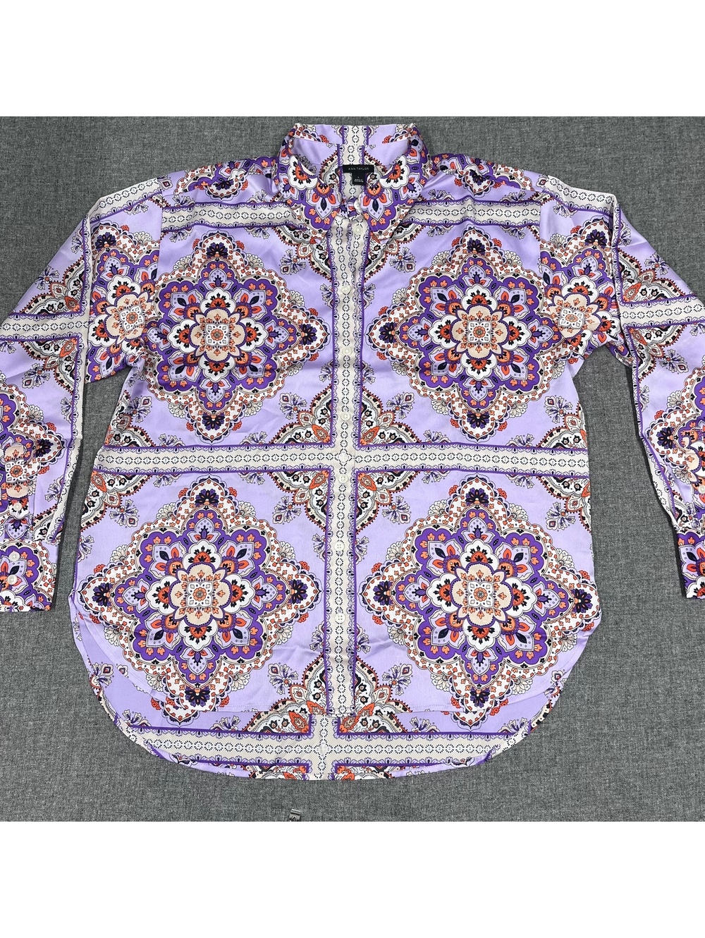 Ann Taylor Women's Lavender Button-up Blouse Mosaic Print, Size L, NWT